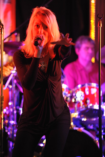 Drew's on the River 7036