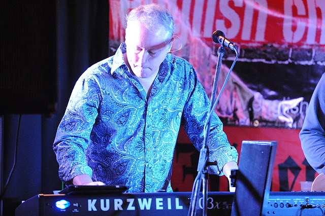 Drew's on the River 7076